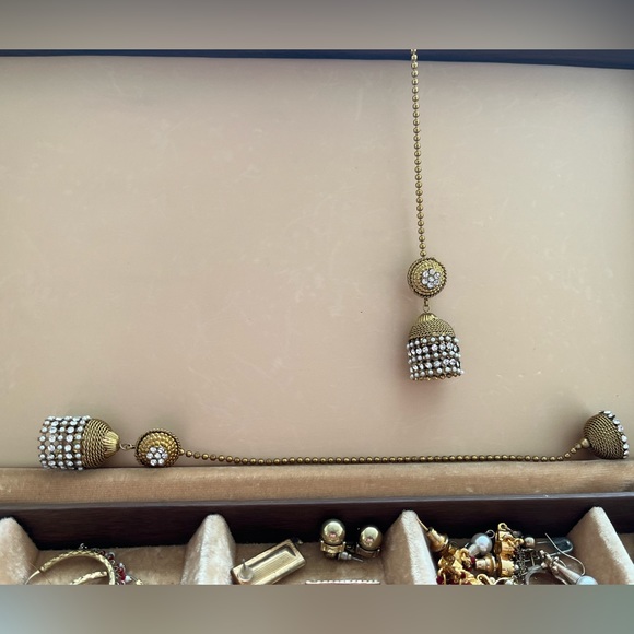 Jewellery - Picture 5 of 13